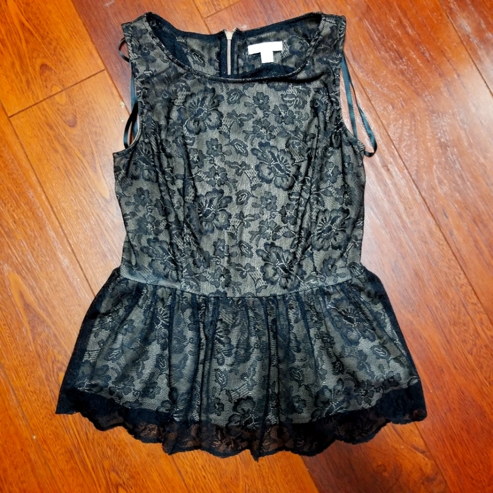 2 tops Ann Taylor Petite and NY & Company